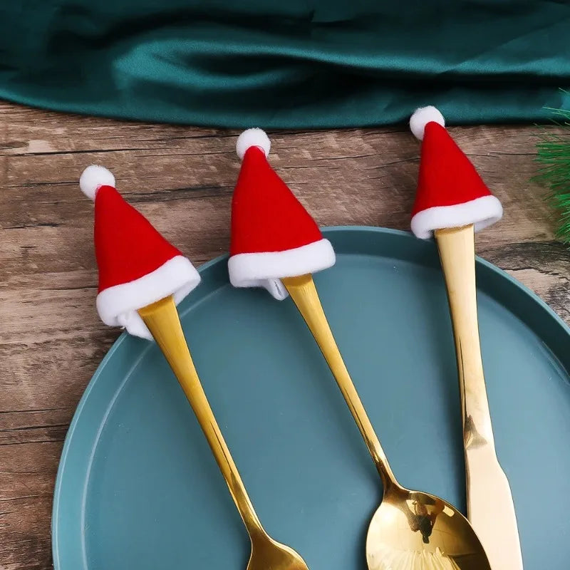 Mini Santa Hat Wine Bottle Covers – Cute Red Velvet Bottle Toppers & Silverware Pouch for Christmas Dinner Party Table Decor